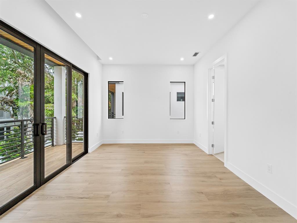 812 Southeast 12th Street, Unit 812 Fort Lauderdale, FL 33316 - Photo 29 of 52