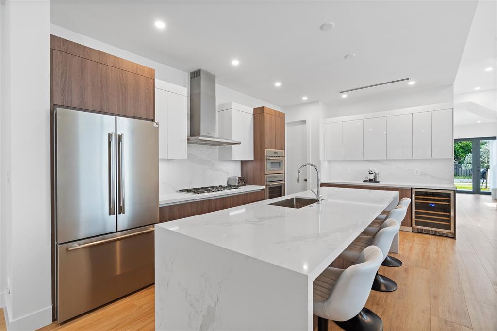 812 Southeast 12th Street, Unit 812 Fort Lauderdale, FL 33316 - Photo 7 of 52 DISCLAIMER