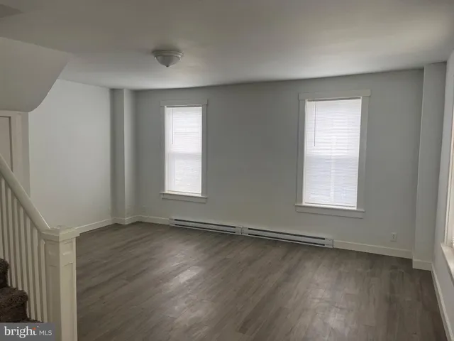 $298,000 | 144 West Conestoga Street, New Holland, PA 17557