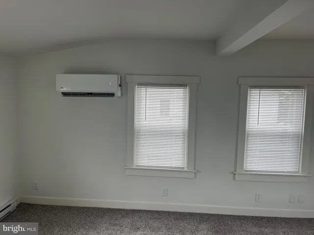 $298,000 | 144 West Conestoga Street, New Holland, PA 17557