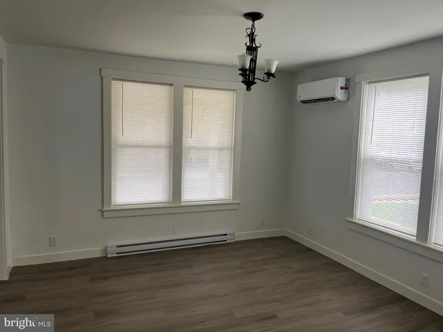 $298,000 | 144 West Conestoga Street, New Holland, PA 17557