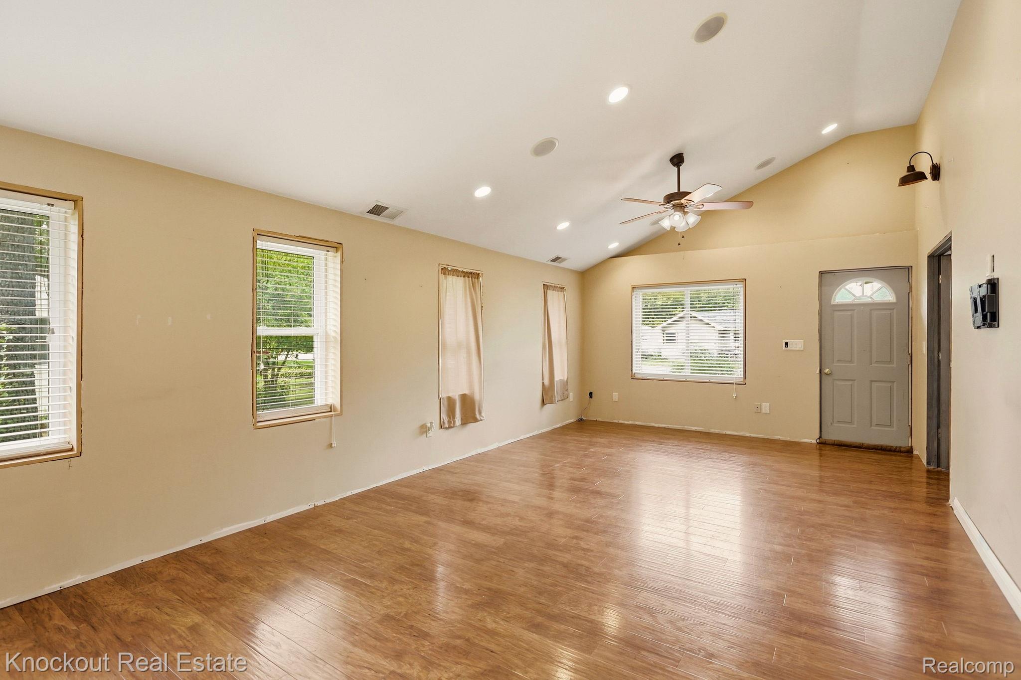 8811 Van Cleve Road Vassar, MI 48768 - Photo 6 of 39 6-web-or-mls-8811 Van Cleve Rd Vassar-6.jpg
