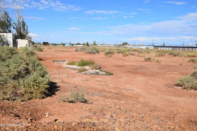 $425,000 | 2600 West 3rd Street, Winslow, AZ 86047