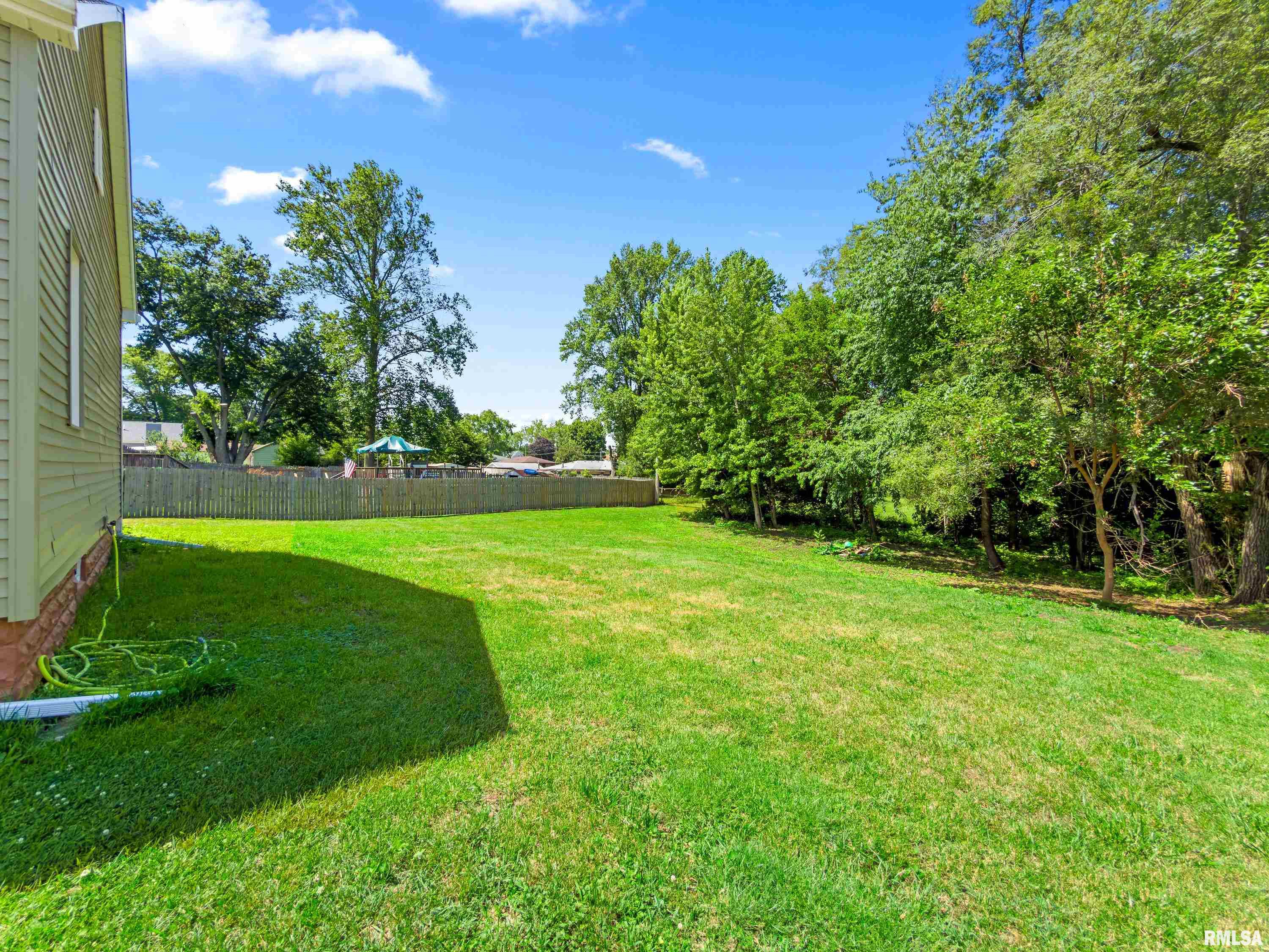 301 Reservoir Road Pekin, IL 61554 - Photo 7 of 29