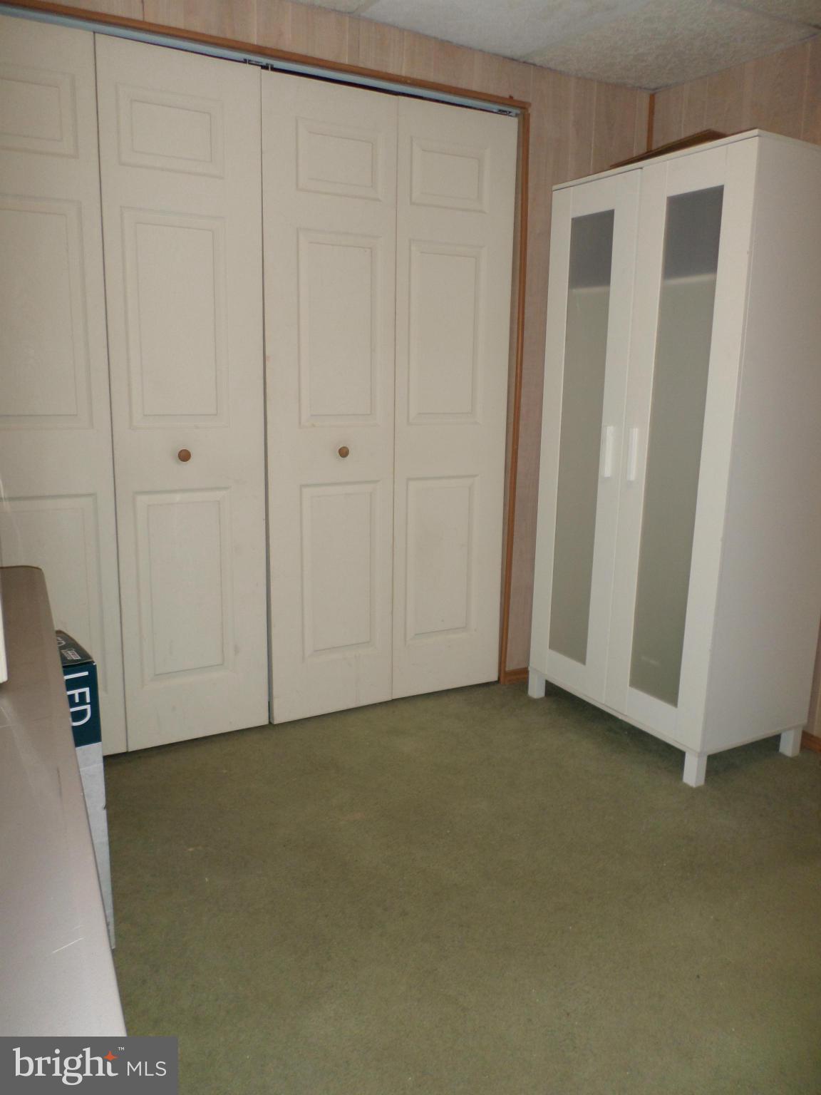 10719 Lester Street Silver Spring, MD 20902 - Photo 21 of 27 Family Room