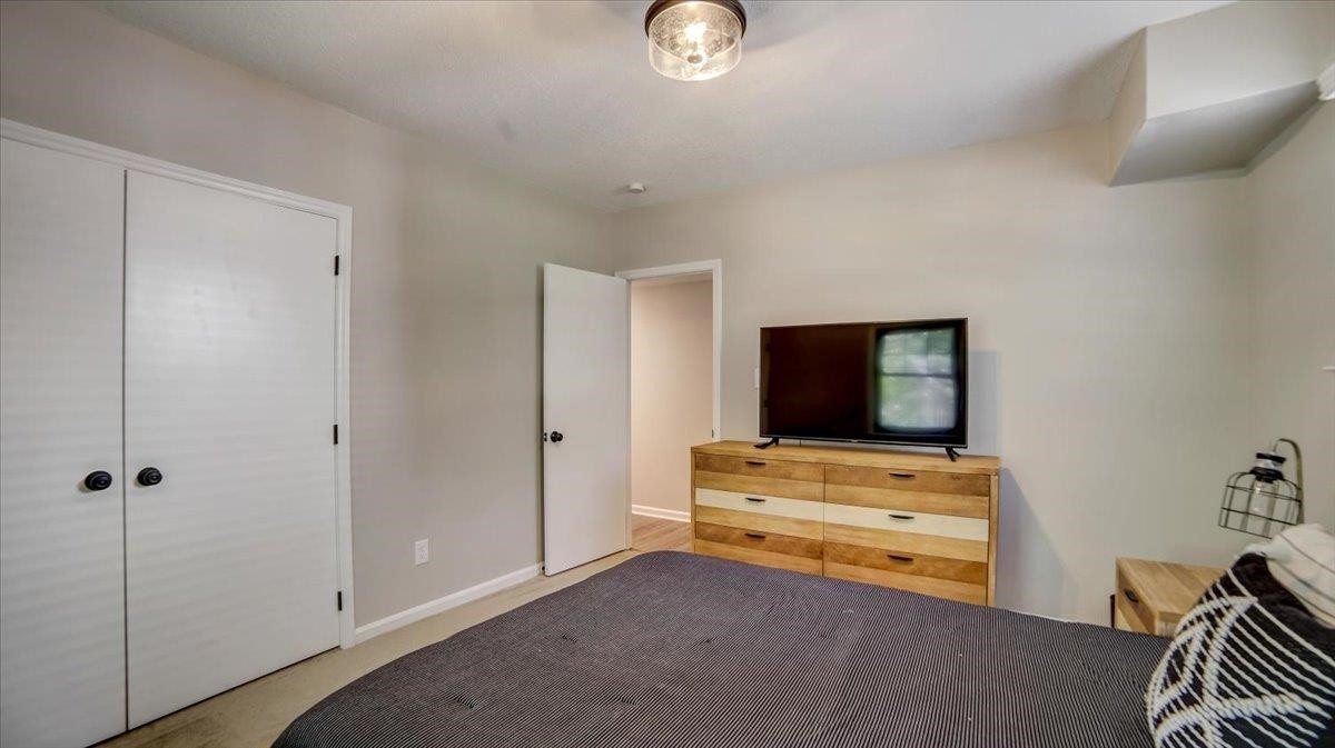 5321 Cherrycrest Court Raleigh, NC 27609 - Photo 36 of 40 Photo 36