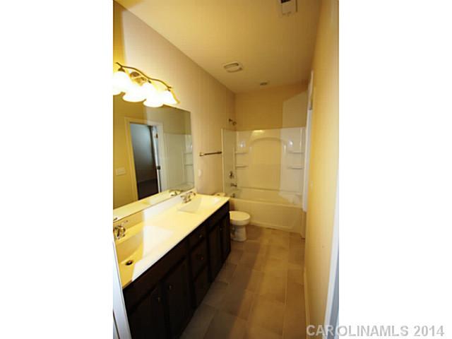 2086 Lometa Road York, SC 29745 - Photo 8 of 14 Gallery Image 8