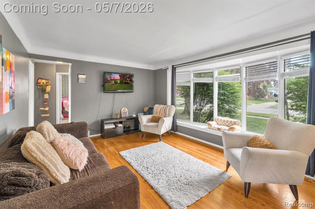 37022 Pinewood Road Wayne, MI 48184 - Photo 13 of 30