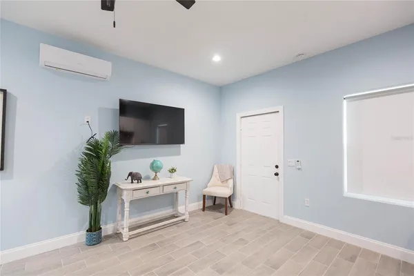 $1,150 | 4906 Riverhills Drive, Unit A, Temple Terrace, FL 33617