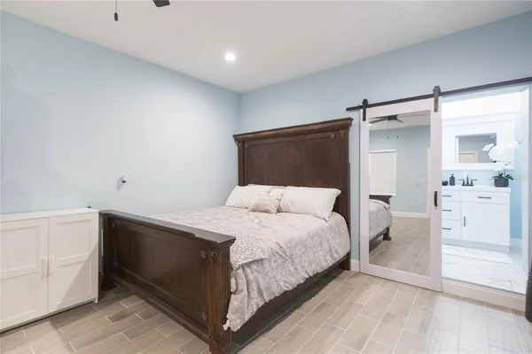 $1,150 | 4906 Riverhills Drive, Unit A, Temple Terrace, FL 33617