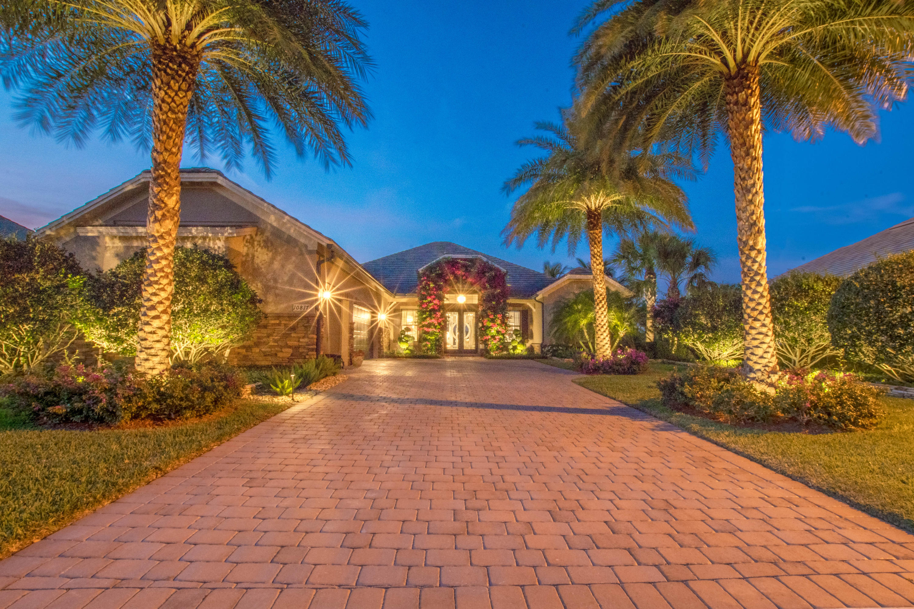 10817 Pisa Road Wellington, FL 33414 - Photo 8 of 30 Twilight Front Exterior