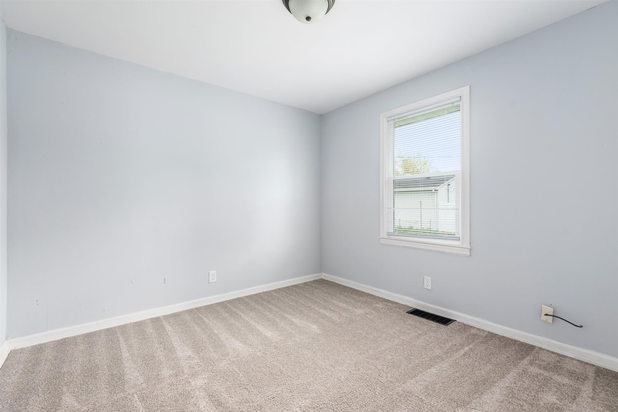 3203 West Devon Road Muncie, IN 47304 - Photo 14 of 20