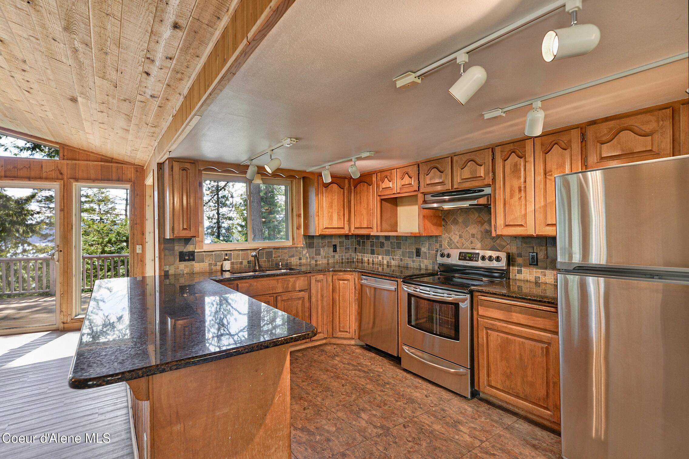 18756 West Rebel Road Post Falls, ID 83854 - Photo 5 of 37 18756 W Rebel Rd Hauser ID 83854 14