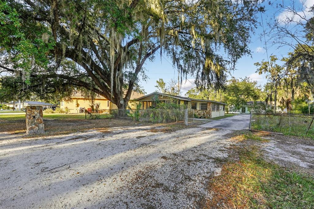 614 Spruce Street Plant City, FL 33563 - Photo 47 of 68