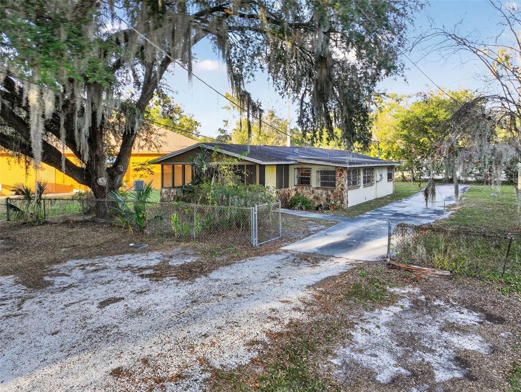 614 Spruce Street Plant City, FL 33563 - Photo 51 of 68