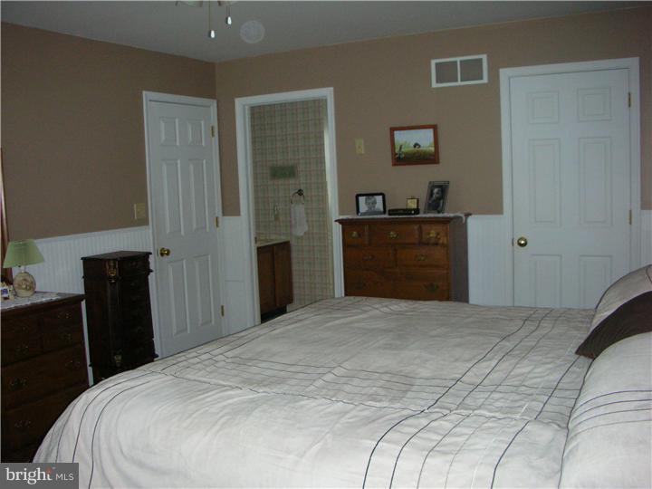 213 Strassburger Road Perkasie, PA 18944 - Photo 21 of 24 Bedroom - Main