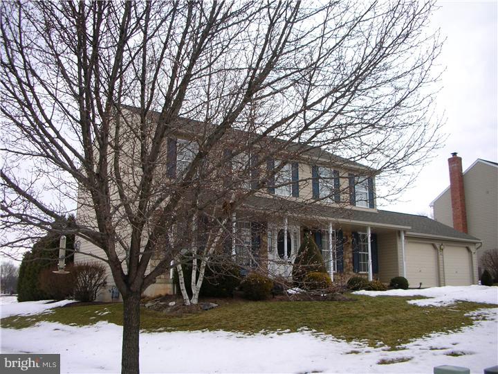 213 Strassburger Road Perkasie, PA 18944 - Photo 22 of 24 Exterior Side