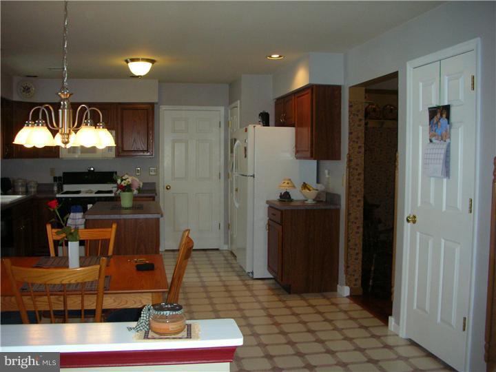 213 Strassburger Road Perkasie, PA 18944 - Photo 5 of 24 Breakfast Room