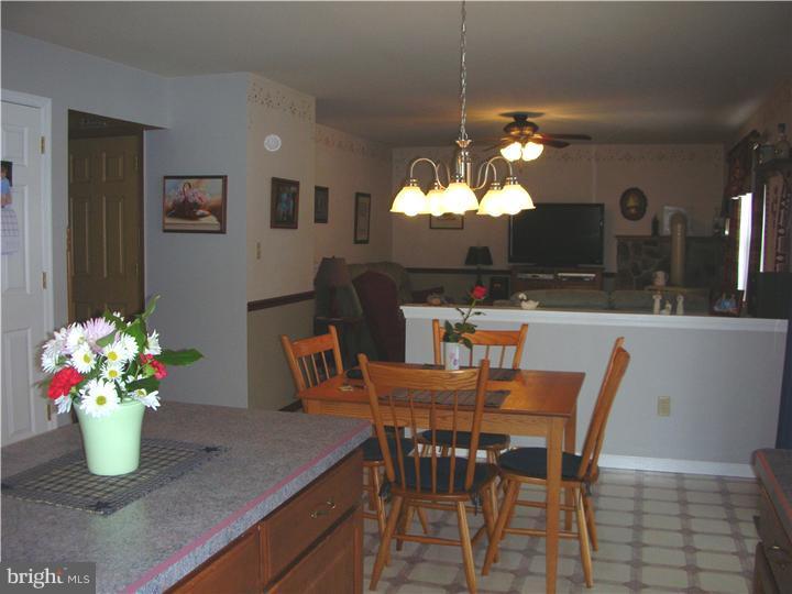 213 Strassburger Road Perkasie, PA 18944 - Photo 10 of 24 Breakfast Room
