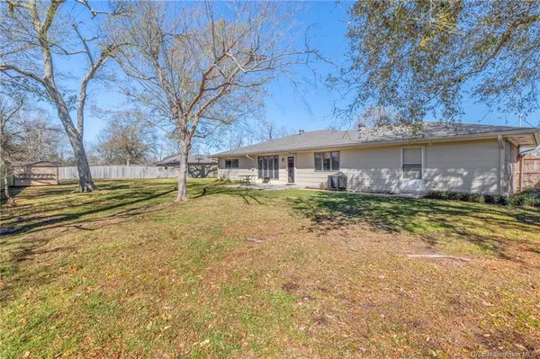 $257,500 | 1619 South Whispering Woods Drive, Lake Charles, LA 70605