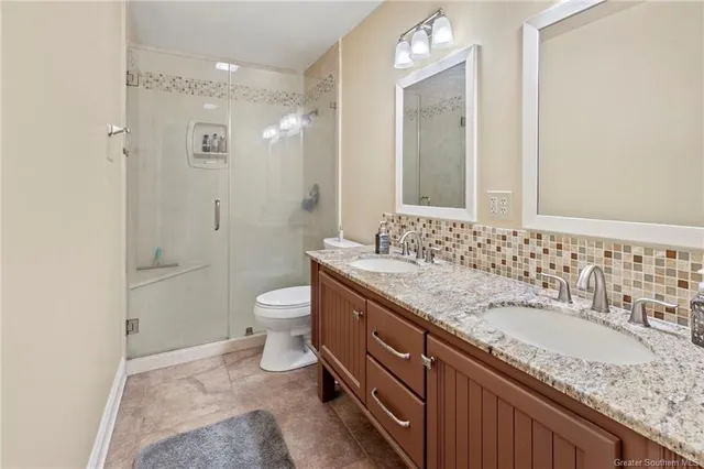 $274,500 | 1619 South Whispering Woods Drive, Lake Charles, LA 70605