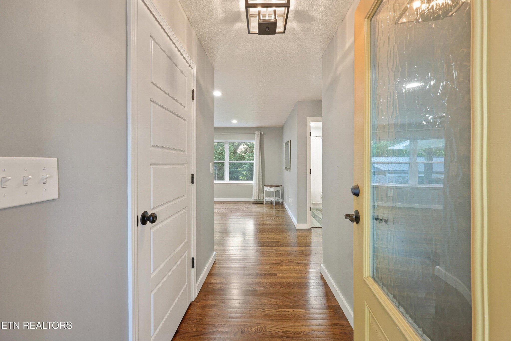 107 West Magnolia Lane Oak Ridge, TN 37830 - Photo 7 of 40 Gallery Image 7