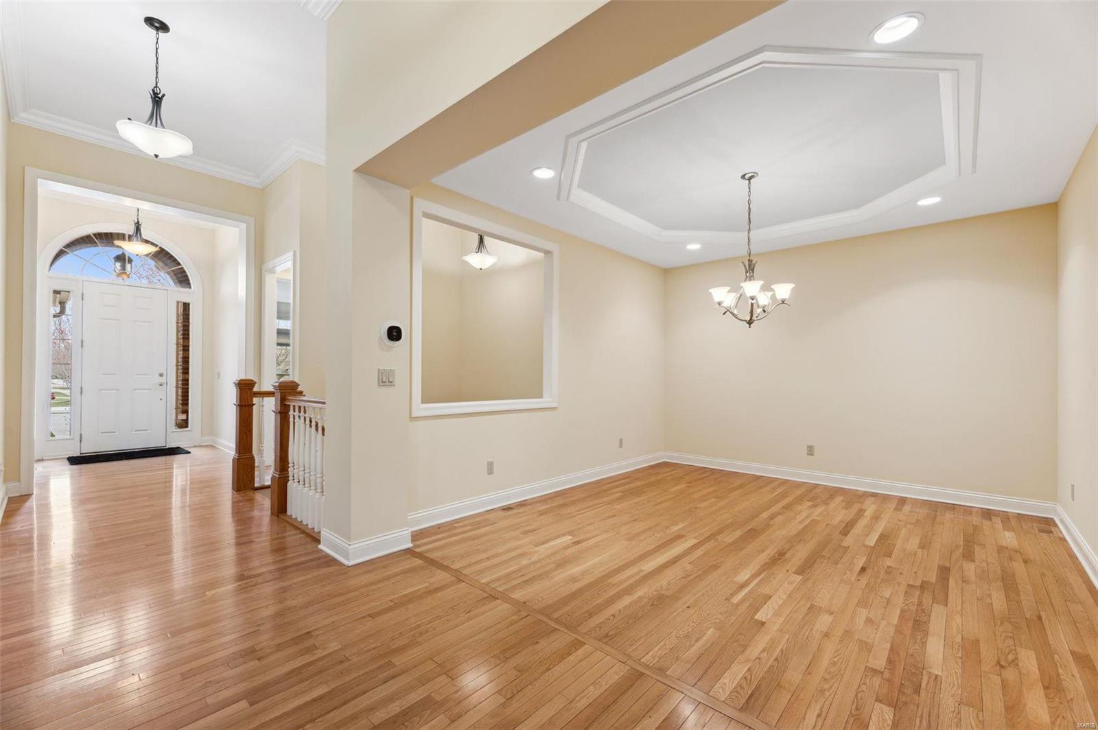 700 Clayton Corners Drive Ballwin, MO 63011 - Photo 4 of 22