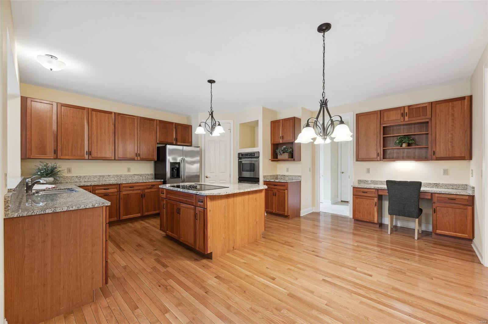 700 Clayton Corners Drive Ballwin, MO 63011 - Photo 9 of 22