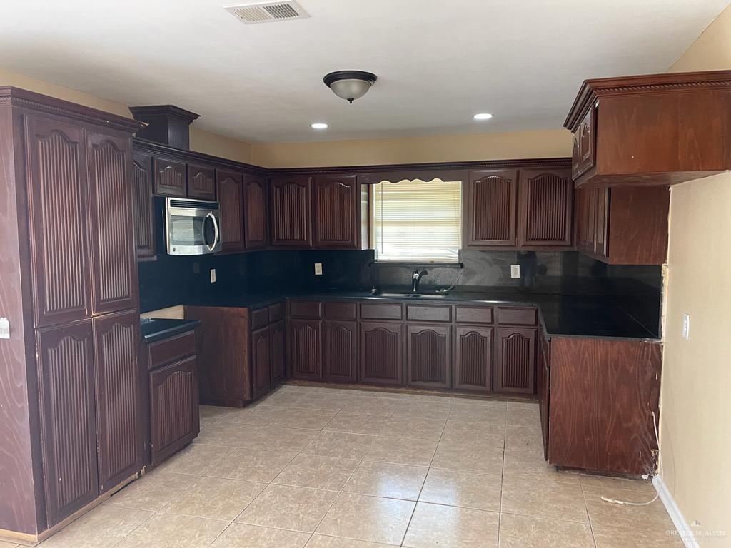 308 Eldora Road Donna, TX 78537 - Photo 14 of 20 Gallery Image 14