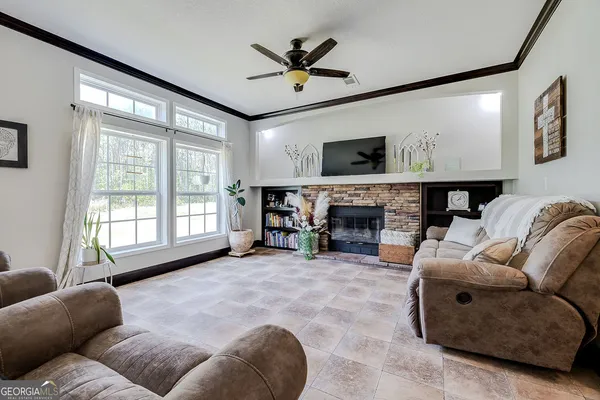 $217,500 | 1459 Emmanuel Barrow Road, Claxton, GA 30417