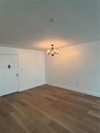 $1,950 | 8277 Southwest 128th Street, Unit 113, Pinecrest, FL 33156