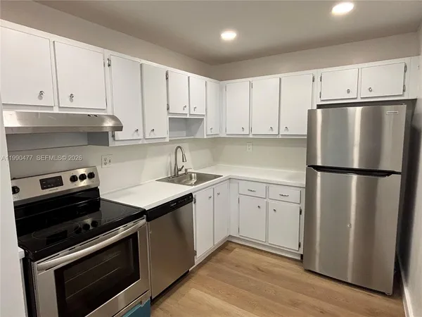 $1,950 | 8277 Southwest 128th Street, Unit 113, Pinecrest, FL 33156