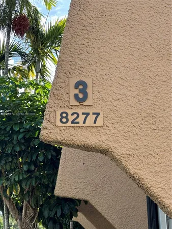 $1,950 | 8277 Southwest 128th Street, Unit 113, Pinecrest, FL 33156
