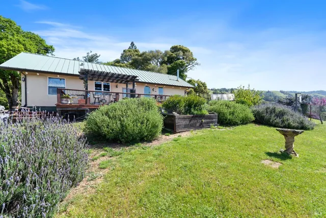 $1,697,500 | 9655 Peachland Road, Boonville, CA 95415