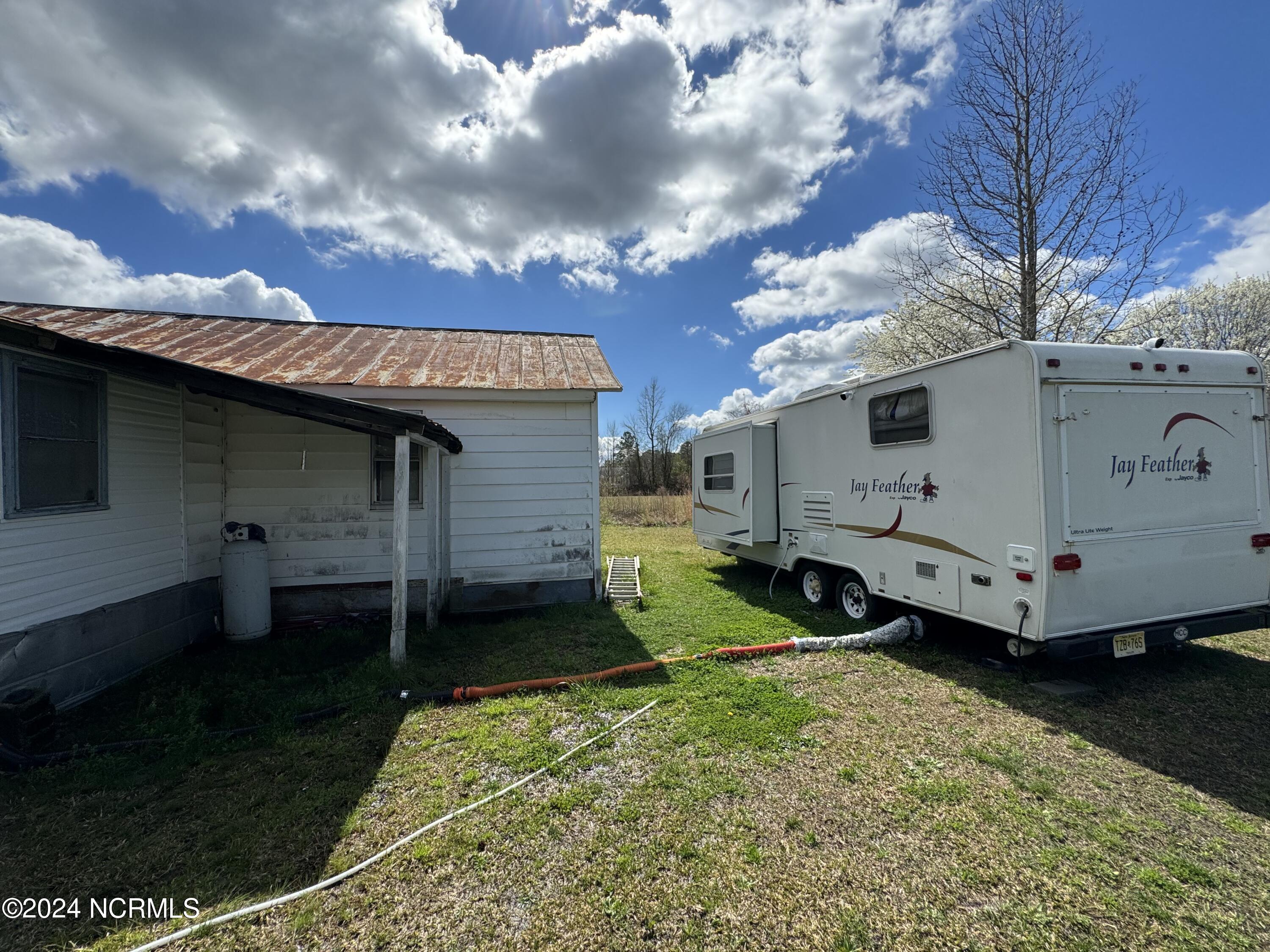 582 Five Mile Road Richlands, NC 28574 - Photo 22 of 23 IMG_0362