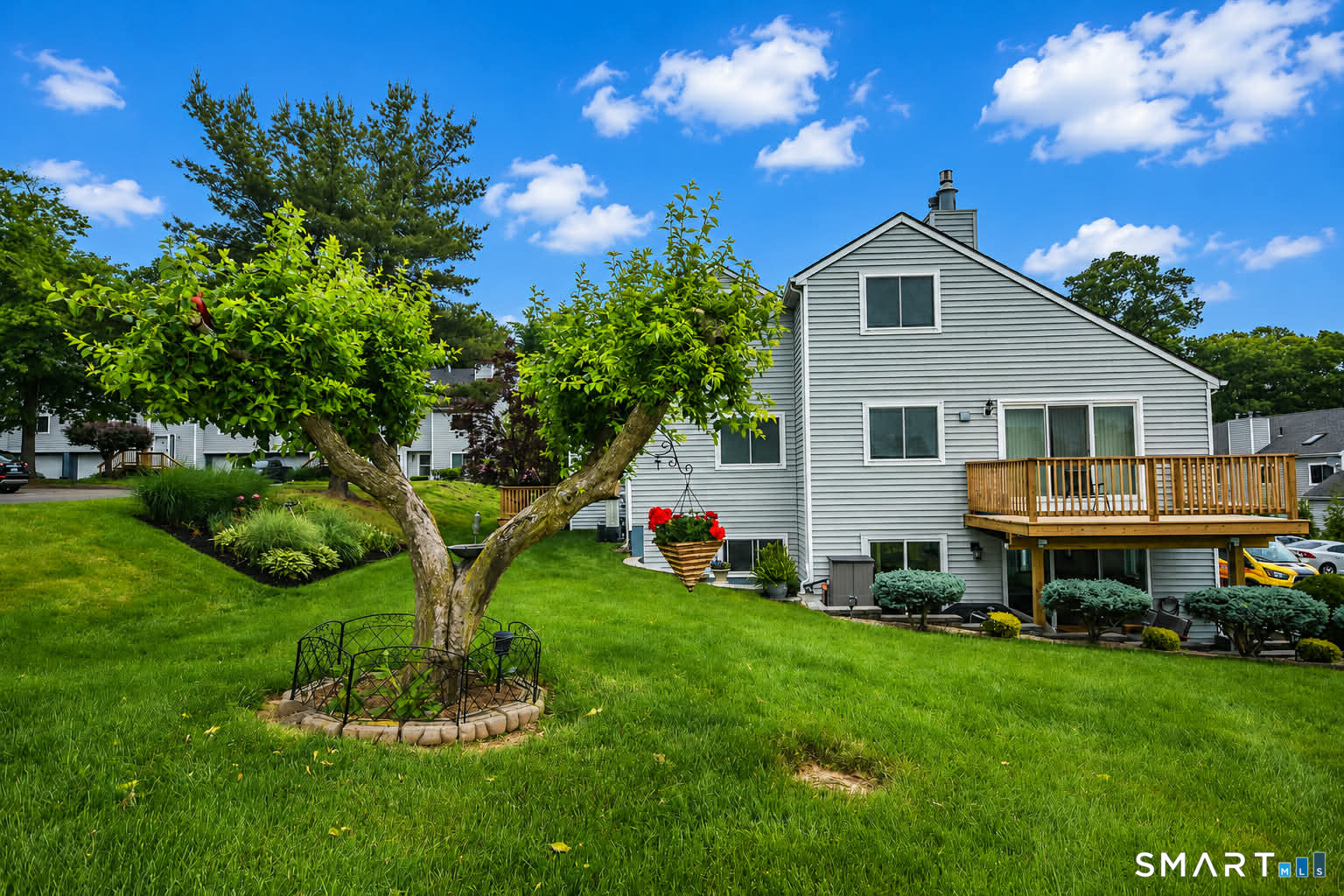 1 Avon Dale Road, Unit 1 Cromwell, CT 06416 - Photo 2 of 30