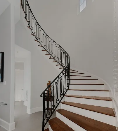 $3,700,000 | 10 Norlund Way, The Woodlands, TX 77382