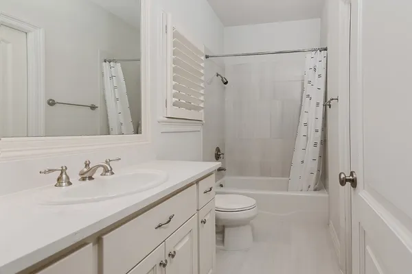 $3,700,000 | 10 Norlund Way, The Woodlands, TX 77382