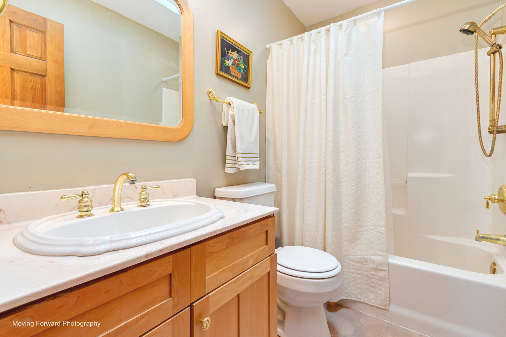 446 Roslyn Road East Dundee, IL 60118 - Photo 24 of 35