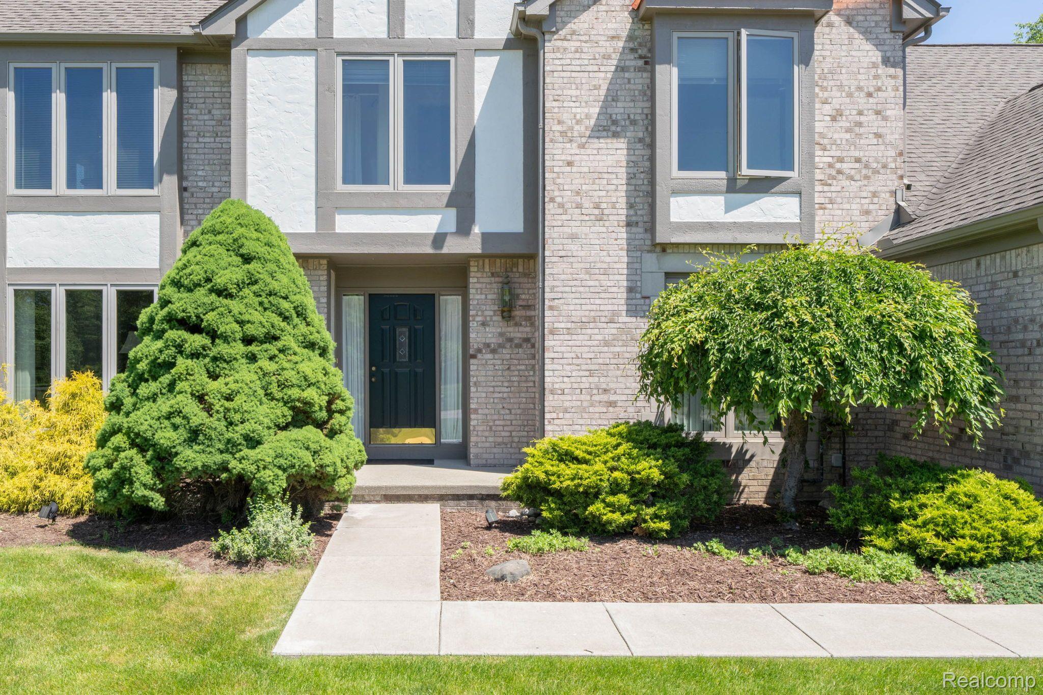 4375 Stonewood Court Rochester, MI 48306 - Photo 13 of 67 Gallery Image 13
