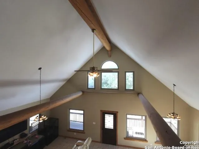 $1,800 | 350 White Bass Drive, Lakehills, TX 78063