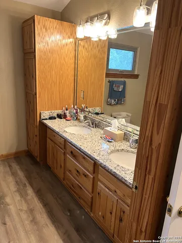 $1,800 | 350 White Bass Drive, Lakehills, TX 78063