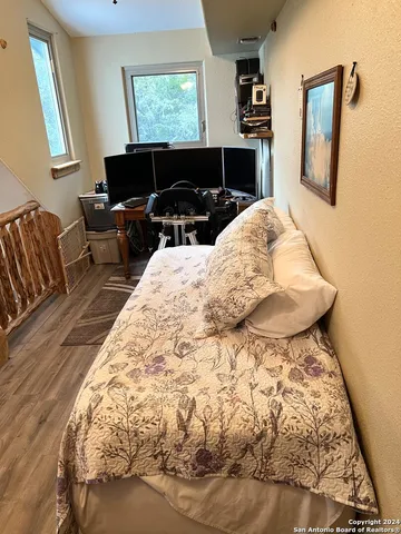 $1,800 | 350 White Bass Drive, Lakehills, TX 78063