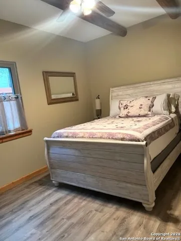 $1,800 | 350 White Bass Drive, Lakehills, TX 78063