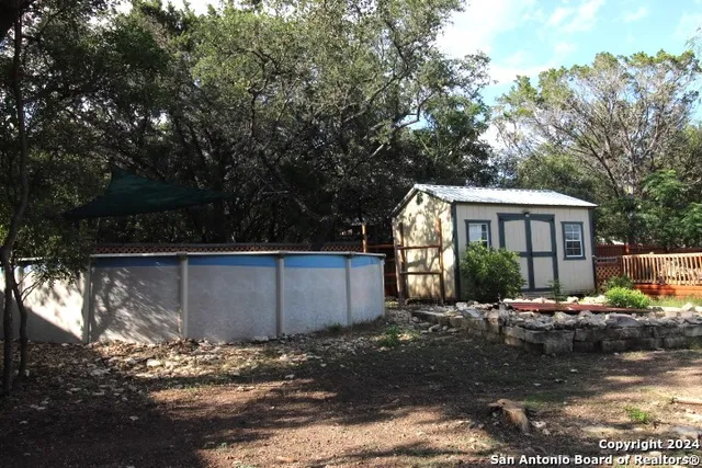 $1,800 | 350 White Bass Drive, Lakehills, TX 78063