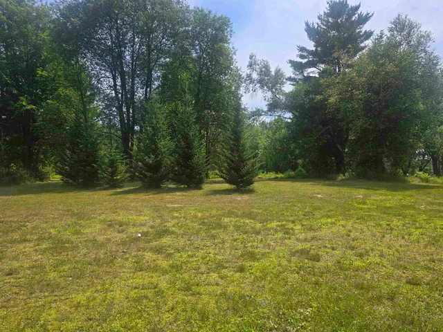 $199,900 | 0 Braggs Bay Off, Errol, NH 03579