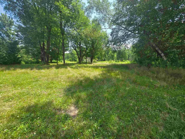 $149,900 | 0 Braggs Bay Off, Errol, NH 03579