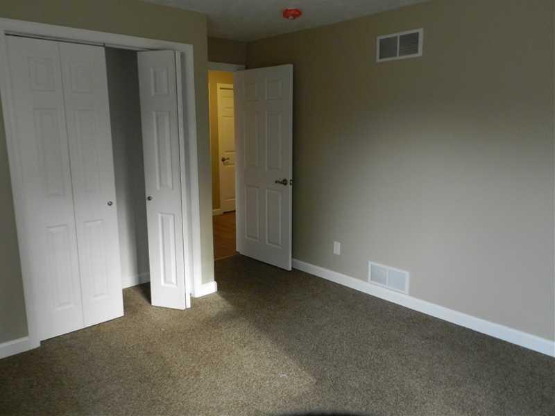 352 Chapel Road Aliquippa, PA 15001 - Photo 11 of 17 Exterior Front. 3rd bedroom, fresh new carpet in all bedrooms!