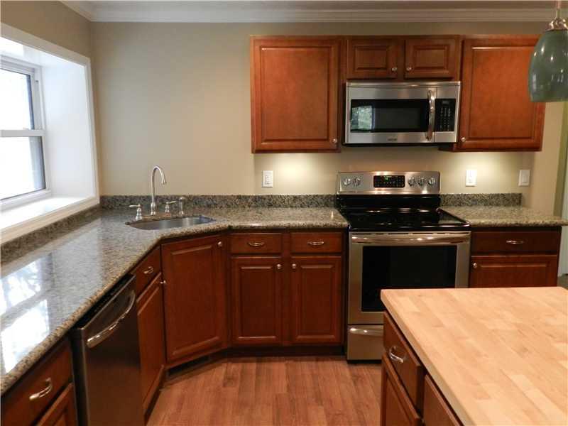 352 Chapel Road Aliquippa, PA 15001 - Photo 3 of 17 Kitchen. all new stainless steel appliances