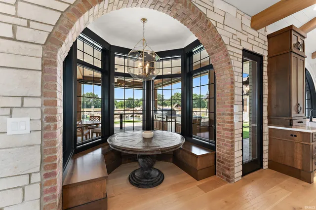 $16,000,000 | 17420 Highway 20, Goshen, IN 46528